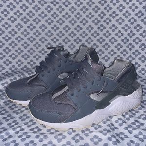 Nike Huaraches
